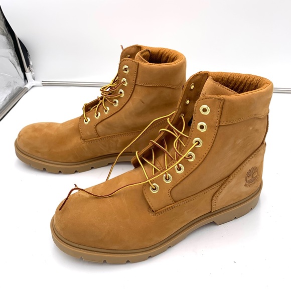 NWOT Timberland Basic 6 IN Boot - Picture 5 of 7